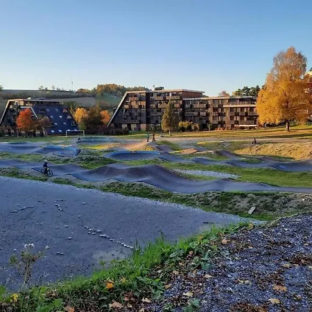 A La Montagne En Rez-de-jardin Apartment *